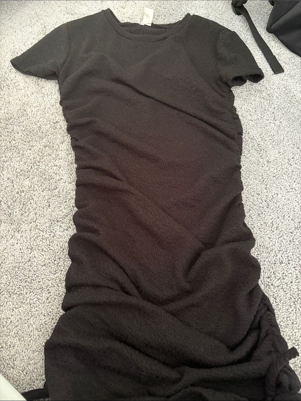 Amazon Black Short-Sleeve Midi Dress